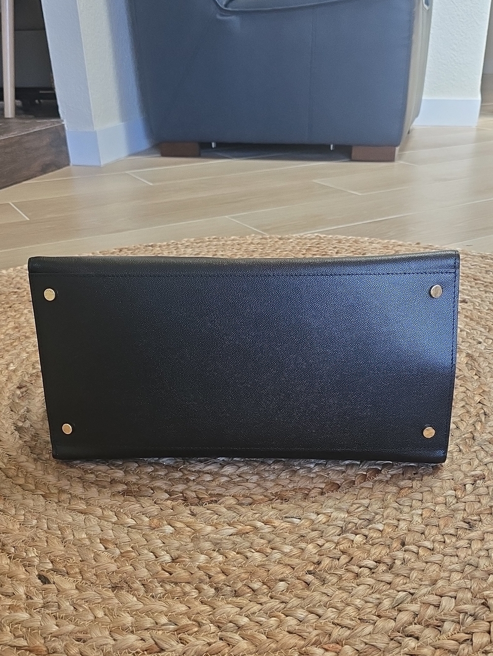 Claudia Firenze Leather Bag - Picture 5 of 8